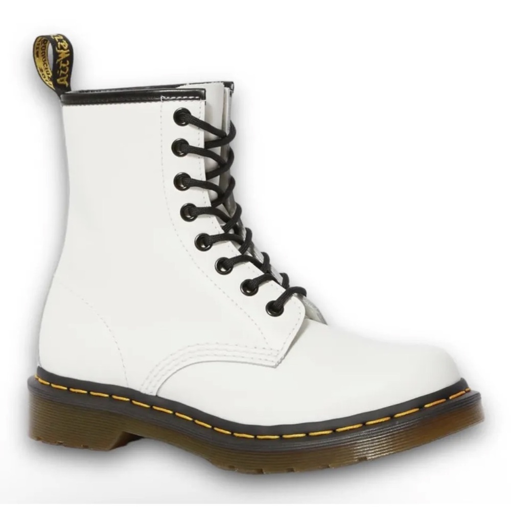 Doc Martens Women’s 1460 White,  Size 7 Air Wair Combat Boots, New.
